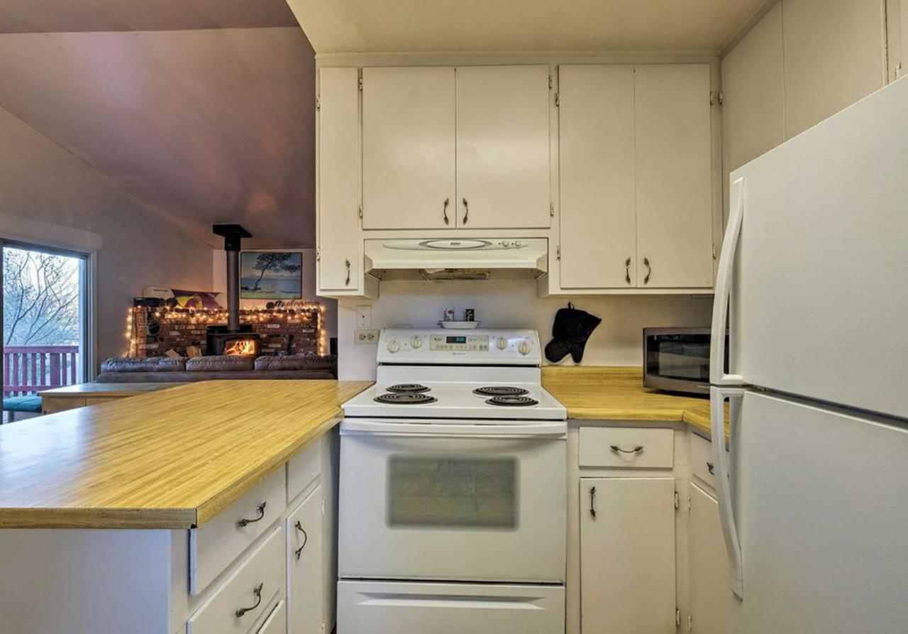TuolumneNew! Cozy & Secluded House W/Deck - Near Yosemite!别墅 外观 照片
