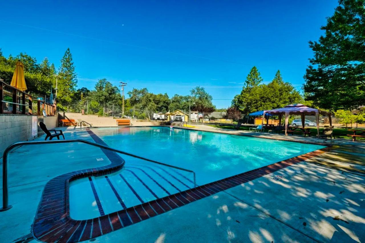 TuolumneNew! Cozy & Secluded House W/Deck - Near Yosemite!别墅 外观 照片