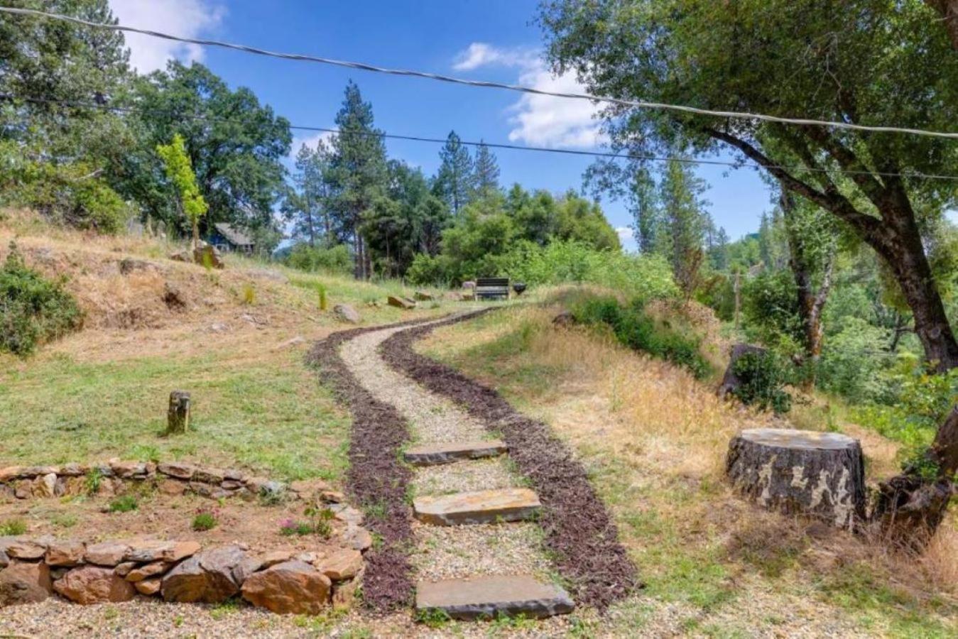 TuolumneNew! Cozy & Secluded House W/Deck - Near Yosemite!别墅 外观 照片
